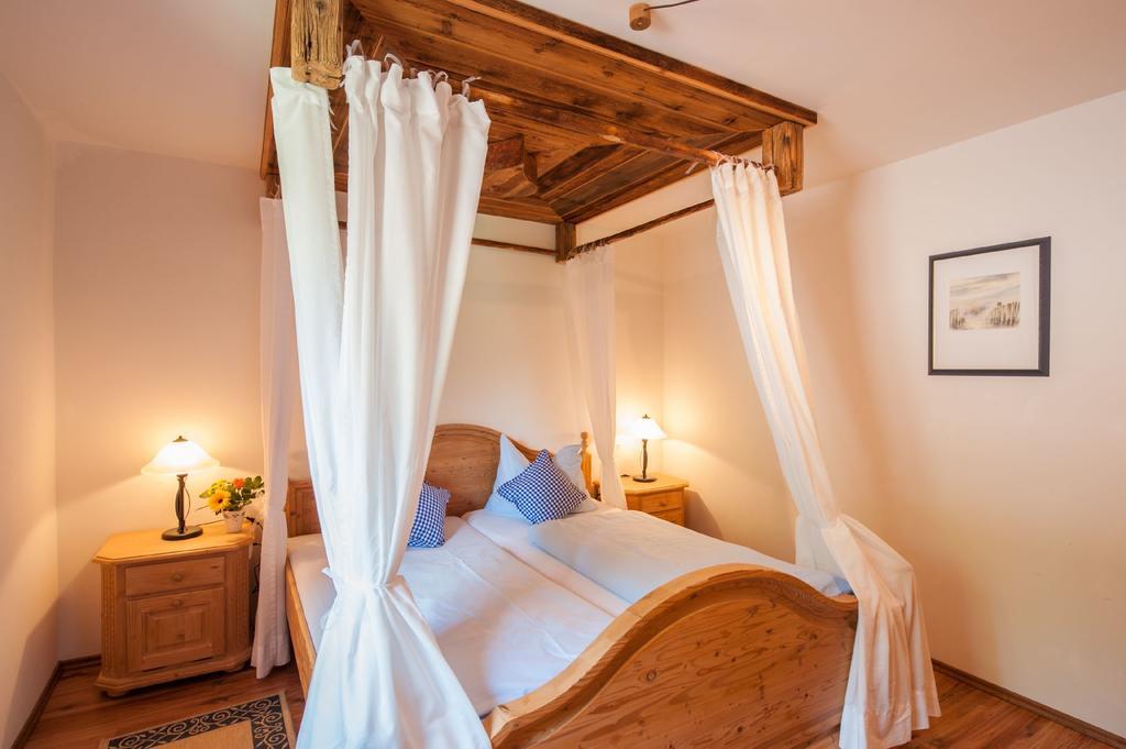 Zugspitzhotel Diana Thoerle Ервальд Номер фото