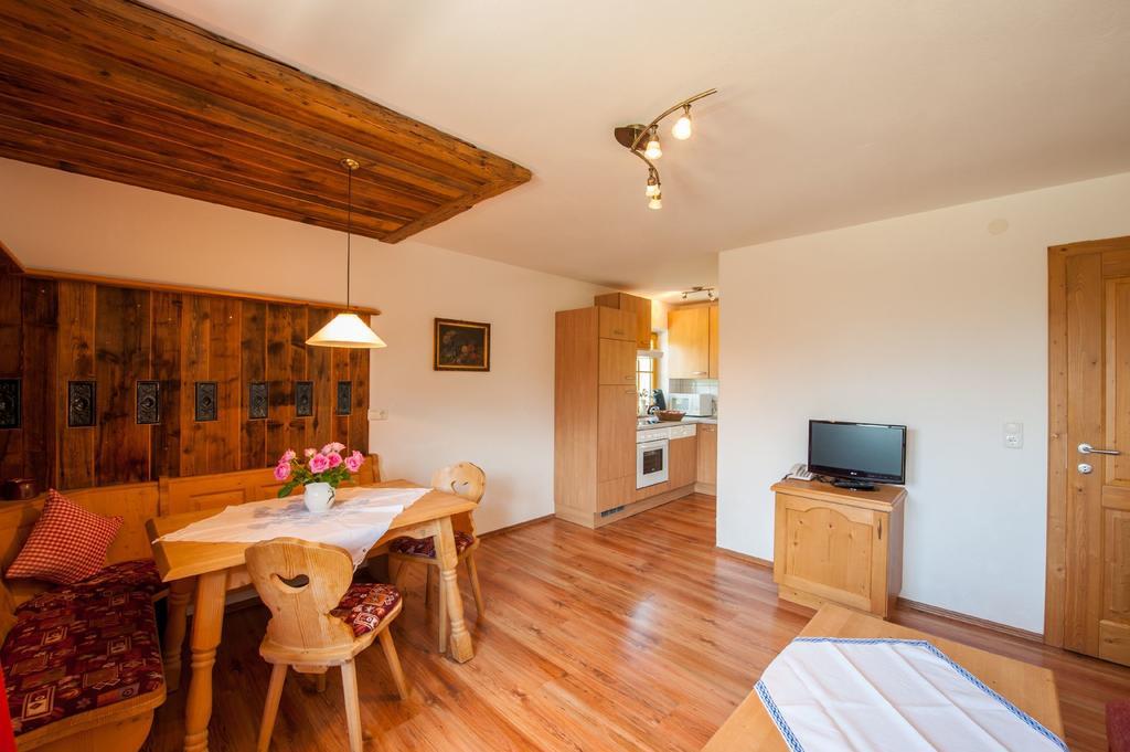 Zugspitzhotel Diana Thoerle Ервальд Номер фото